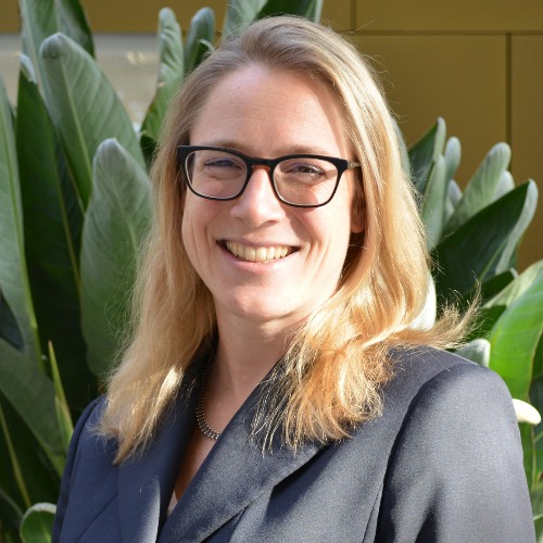 Catherine Schreiber, COO and Deputy CEO Advitos, FF member