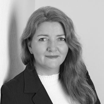 Christine König, CEO, SurgMark